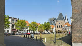 stadswandelingen in mooie steden InZicht: Kampen - Koornmarktspoort 3