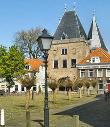 stadswandelingen in mooie steden InZicht: Kampen - Koornmarktspoort